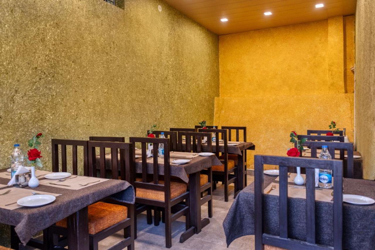 The Walnut Creek Hotel Bhīm Tāl Екстериор снимка