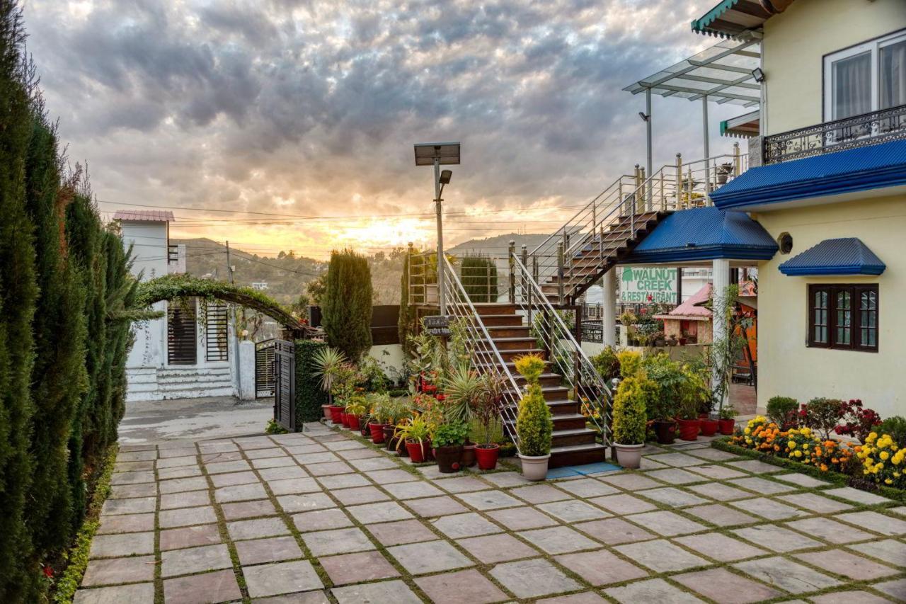 The Walnut Creek Hotel Bhīm Tāl Екстериор снимка